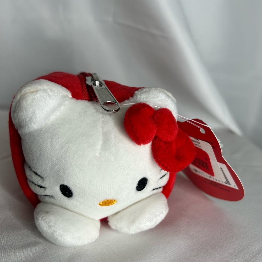 NWT Sanrio Hello Kitty Plush Pencil Case - Picture 2 of 6